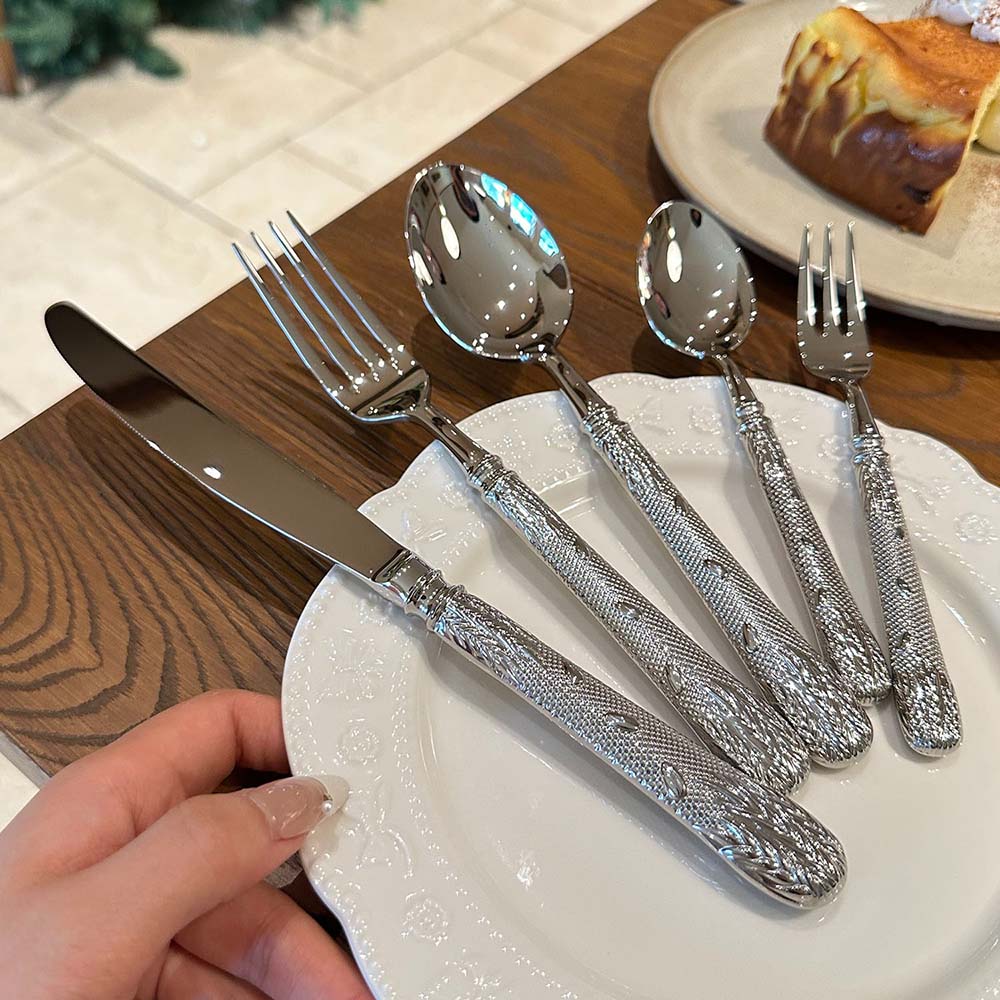 Eternal Grace Cutlery Set – Timeless Elegance