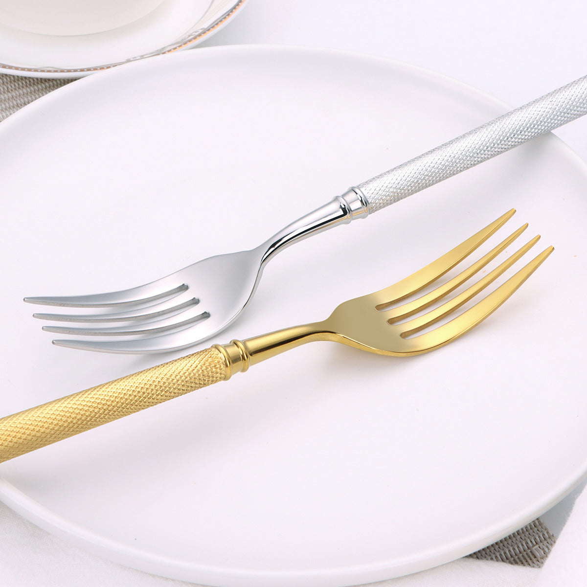 Naila Stainless Steel Cutlery Set